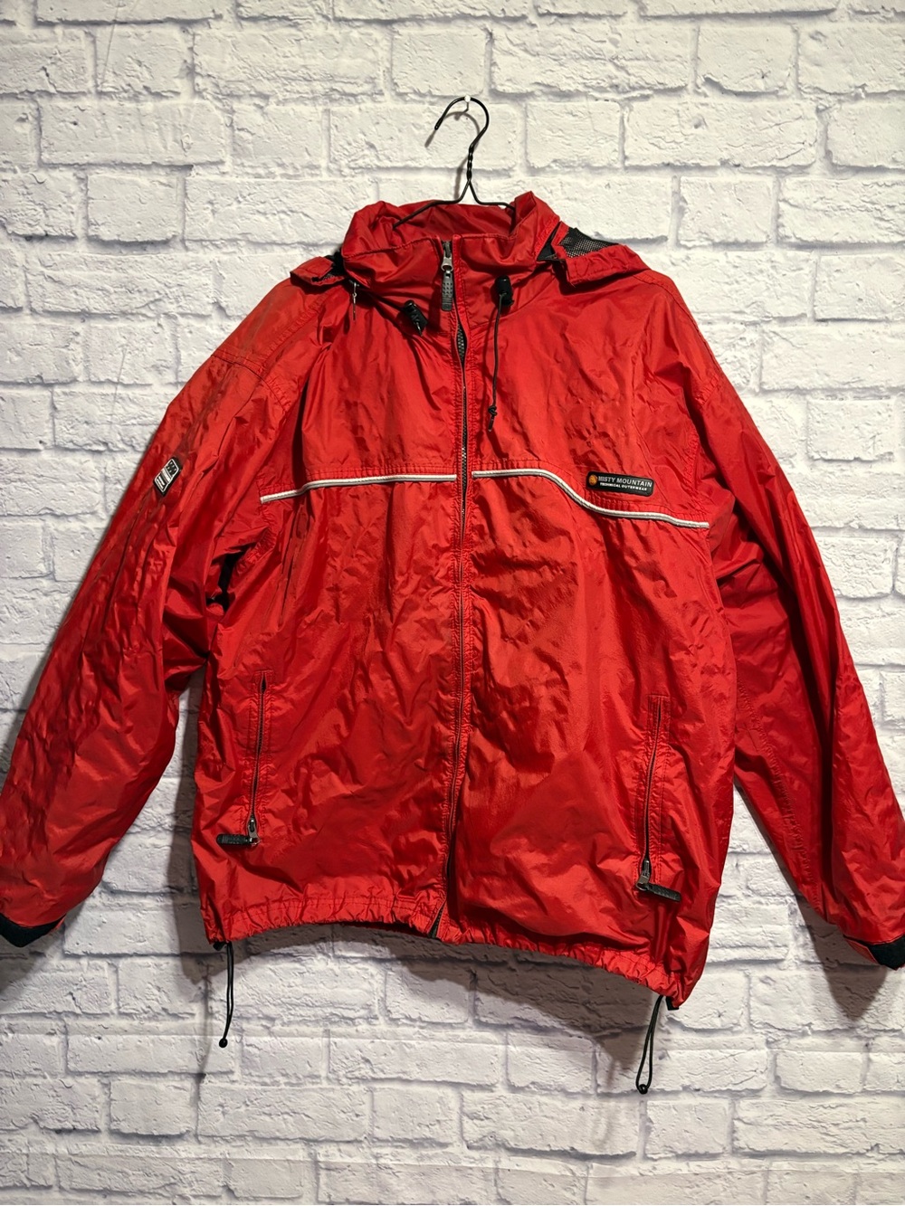 Misty Mountain Vintage Red Hooded Technical Outerwear Jacket XL